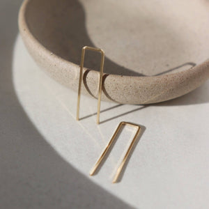 Open image in slideshow, Staple Earrings
