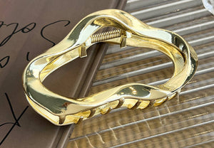 Open image in slideshow, Metallic Abstract Design Claw

