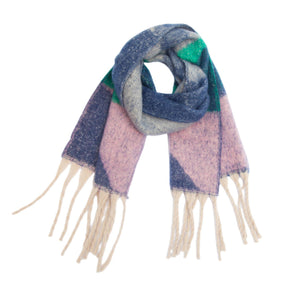 Open image in slideshow, Soft Chunky Abstract Fleece Scarf with Tassel
